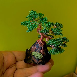 Escultura de árbol de bonsái de alambre con hojas verdes y macetas de  terracota Regalo de decoraciones para el hogar -  España