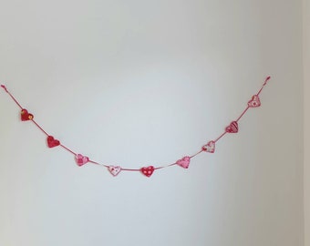 Handgemaakte roze hartslinger, katoenen slinger, kinderkamerdecoratie