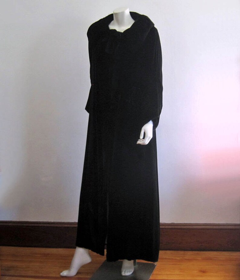 1920s Flapper Coat / Cocoon Coat / Black Silk Velvet / Ruching | Etsy