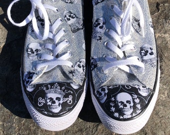 SPARKLE SKULL flat lace up converse shoe Men 10 Women 12