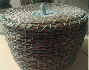 Winter Berry coiled pine needle trinket basket