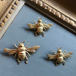 Napoleonic Bee Brooch 3 Sizes: Brass image 4