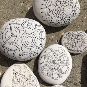 Juego de 12 rocas para colorear para adultos ~ Zentangle ~ Relajación