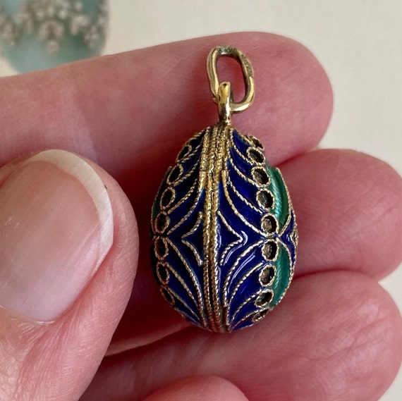 Russian enamel egg pendant clearance