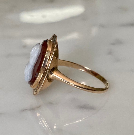 Victorian 14K Gold and Sardonyx Cameo Ring - image 3