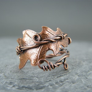 Leaf ring ~ Oak leaf ring ~ Thumb ring ~ Adjustable ring ~ Copper ring ~ Copper rings ~ Bohemian jewelry ~ Nature inspired ~ Leaves ring ~