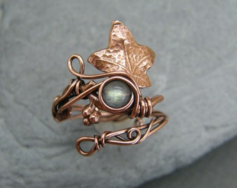 Labradorite ring ~ Leaf ring ~ Labradorite leaf ring ~ Copper rings ~ Antique copper ring ~ Leaves ring ~ Ivy leaf ~ Blue labradorite ~