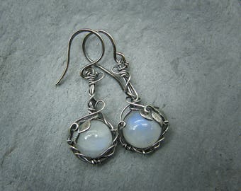 Sterling silver moonstone earrings ~ Moonstone earrings ~ Blue moonstone drop earrings ~ Silver moonstone earrings ~ Anniversary gift ideas