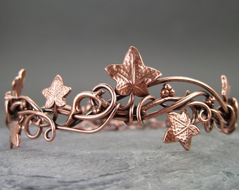 Ivy leaf bracelet ~ 7th anniversary gift ~ Copper bangle ~ Leaf bracelet ~ Ivy leaves ~ Copper bracelet ~ Unique copper bracelet ~Ivy bangle