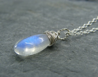 Moonstone necklace ~ Blue moonstone ~ Moonstone pendant ~ Simple moonstone necklace ~ Moonstone drop necklace ~ Sterling silver ~ Moonstone