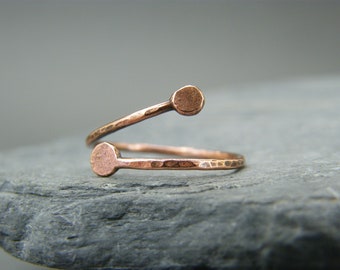 Copper ring ~ Adjustable ring ~ Copper jewelry for women ~ Rings ~ Copper band ~ Simple copper ring ~ Handmade ring ~ Gift for friend ~ Ring