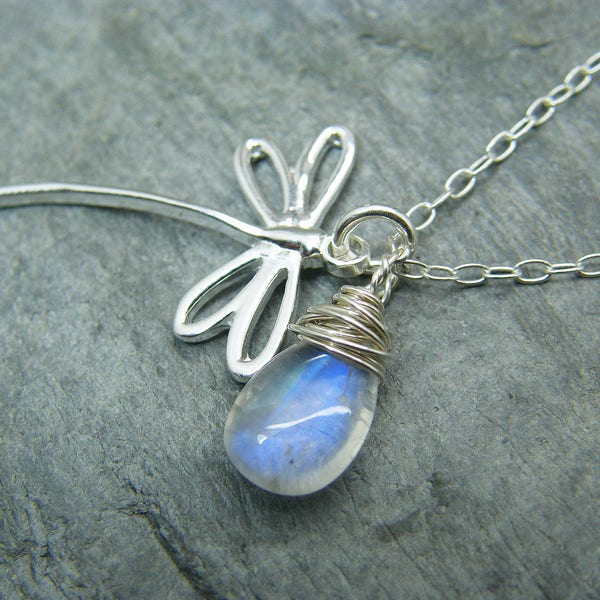 Moonstone necklace ~ Moonstone pendant ~ Moonstone jewelry ~ Dragonfly necklace ~ Sterling silver moonstone dragonfly necklace ~ Dragonfly