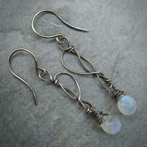 Moonstone dangle earrings ~ Blue moonstone earrings ~  ~ Sterling silver ~ Elegant earrings ~ Handmade earrings for women~ Moonstone earring