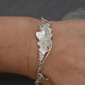 Sterling silver oak leaf bracelet, Copper oak leaf bracelet, woodlandcore jewellery for her, Christmas gift for nature loving wife, Handmade