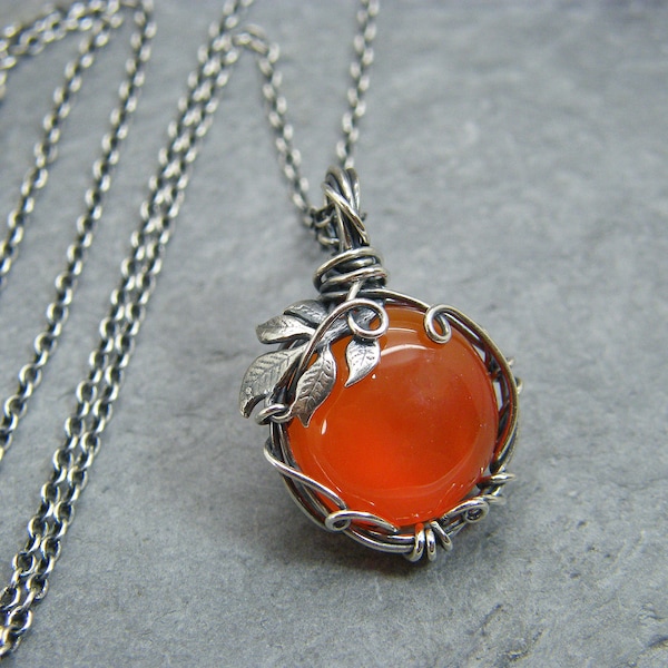 Carnelian necklace ~ Red carnelian necklace ~ Carnelian gift for her ~ Leaf pendant for women ~ Gift ideas for wife necklace ~ Carnelian ~