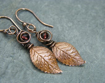 Garnet earrings ~ Gift for mom garnet ~ January birthstone ~ Nature inspired gifts for mom ~ Birthstone earrings January ~ Garnet ~ Leaves