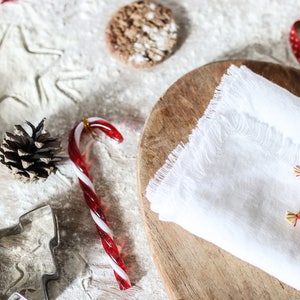 Christmas table napkins: party napkins, gray linen napkins, fringed napkins, cloth napkins, Christmas gift, kitchen napkins, Wedding napkins image 2