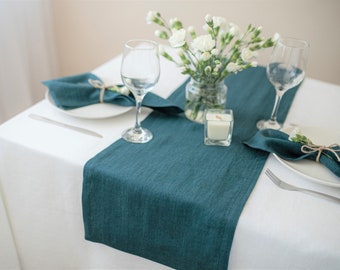 Chemin de table en lin vert émeraude. Mariage de chemin de table vert. Nappe en lin vert émeraude. Dessus de table en lin. Chemins de table de cuisine