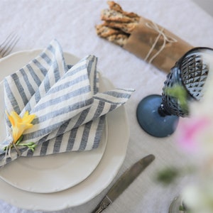 Nautical cocktail napkins, Blue white striped napkins, striped cloth napkins, flax wedding napkin, linen striped napkin, washed linen napkin