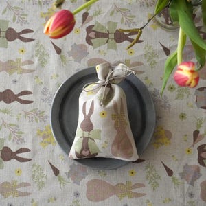 Easter Gift Bag with Bunny Print – Small Linen Favor Bag for Candy, Eggs, or Table Decor - Rabbit gift wrap bag - Custom Easter bag