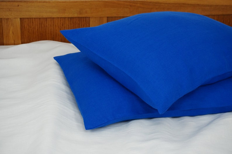 Set of 2 linen pillow cases. Linen pillow case in royal blue. Stone washed, soft linen pillow sham. Envelope closure pillow cover image 2