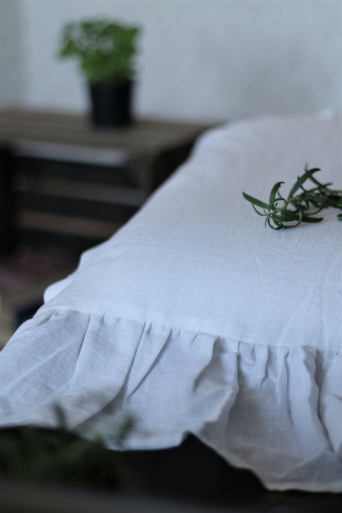 Ruffled Linen Bedroom Pillow Case Ruffled Pillow Shams 24 26 Etsy