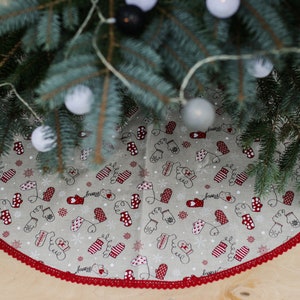 Merry Christmas linen tree skirt, large tree skirt, Christmas decoration, rustic Christmas tree skirts, Christmas fabric, Xmas tree skirts image 1