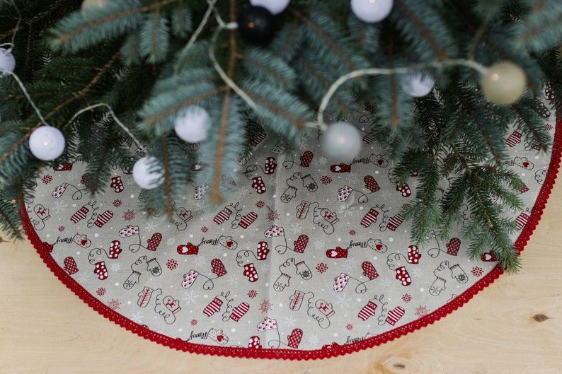 Merry Christmas linen tree skirt, large tree skirt, Christmas decoration, rustic Christmas tree skirts, Christmas fabric, Xmas tree skirts image 1