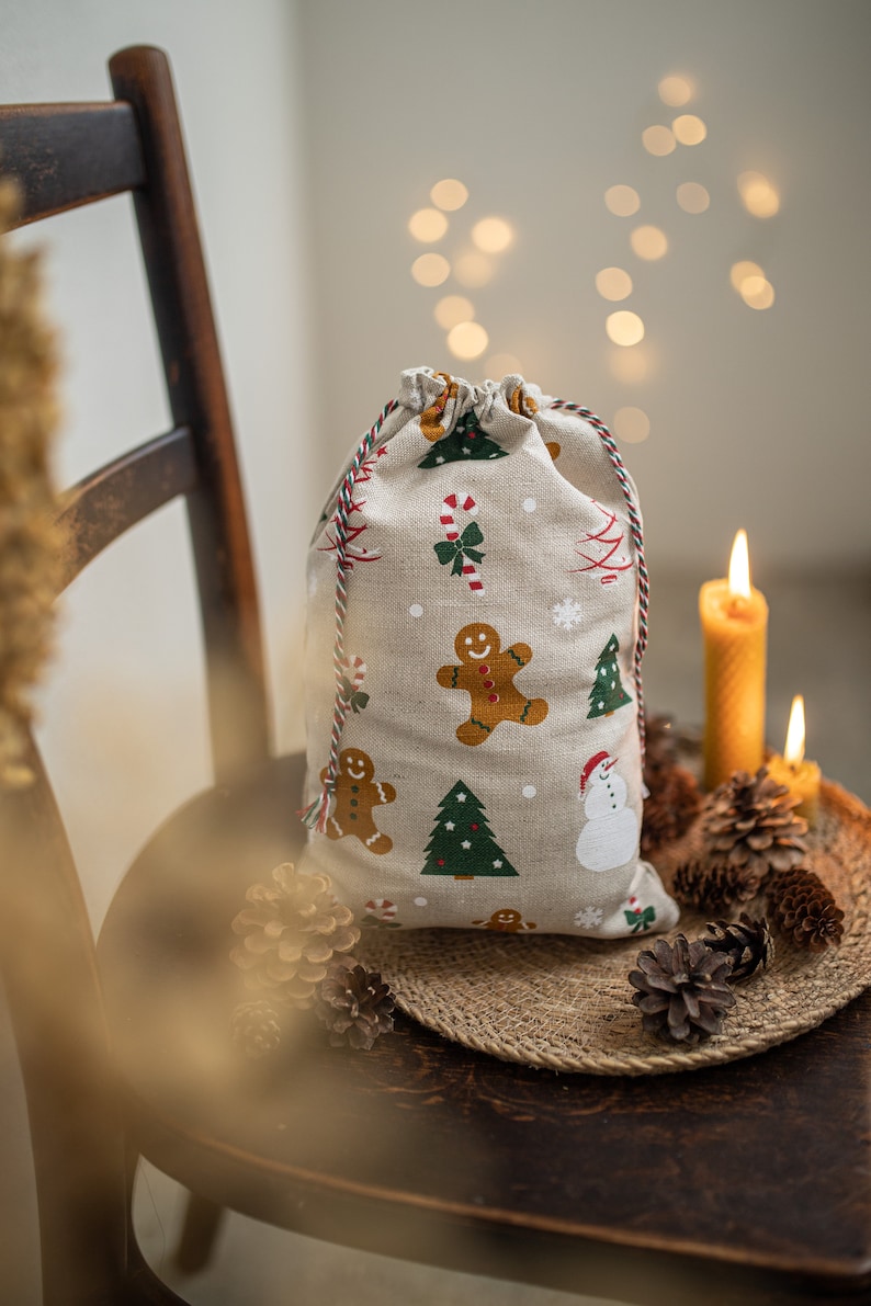 Linen Fabric Christmas Candy Treat Bag. Christmas Kids Gift Bags. Xmas