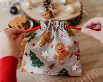 Christmas ginger boy cookies gift bags, drawstring Xmas treats bags, Christmas fabric gift wrap bag, Xmas favors linen pouch, Christmas sack
