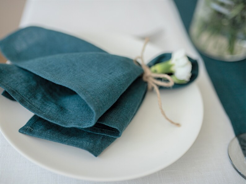 Set Emerald Green Linen Napkins Green Cloth Wedding Napkins Etsy