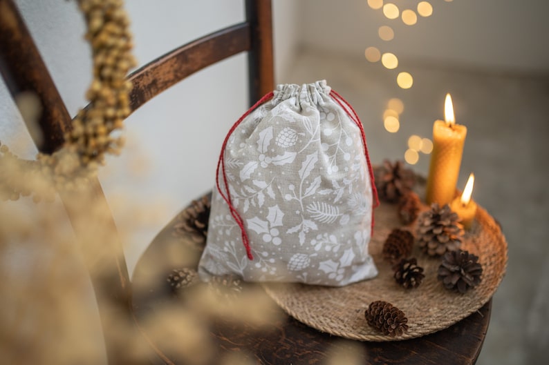 Linen Fabric Christmas Candy Treat Bag. Christmas Kids Gift Bags. Xmas