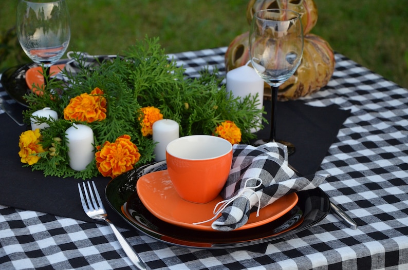 RPlinen Linen Tablecloth - Thumbnail 5