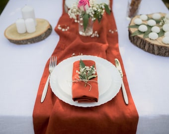 Terracotta linen cloth napkins for fall table decor, terracotta table linen for festive home hosting