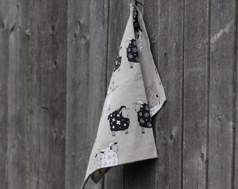 Linen tea towel with sheep print. Christmas gift for sheep farmer. Hand towel for Farmhouse Xmas kitchen decor. Dish towel Christmas gift