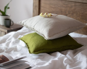 Natural linen fringed pillow cover with zipper closure. Frayed linen pillow sham. Washed linen fringe pillowcase. Farmhouse pillow case.