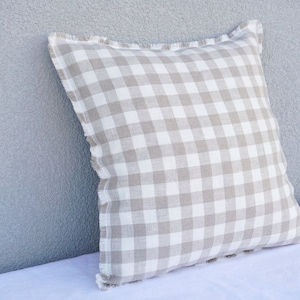 Fringe linen pillow cover. Decorative fringed bed linen pillow case. Farmhouse fringed pillow sham. Natural linen pillow cover with zipper.