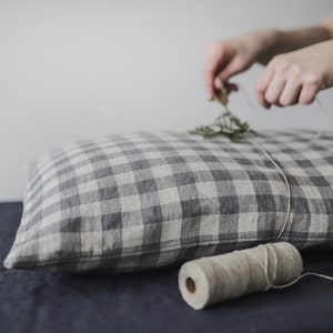 Plaid linen pillow covers. Check linen pillow cases. Natural linen pillow shams. Washed linen pillow case. Flax linen pillows