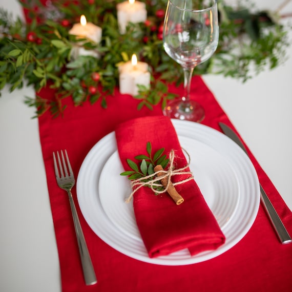 Red Christmas Table Linen Napkins. Festive Xmas Table Cloth Napkin. Christmas  Dinner Linen Napkins. Xmas Table Linens. Red Holiday Napkins 