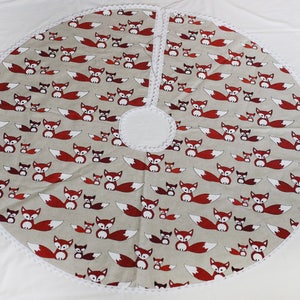 Christmas tree fox decor/Christmas Tree Skirt/Christmas Decoration/Woodland Christmas/Christmas Ornament/Fox Foxes decor/Christmas accents image 4