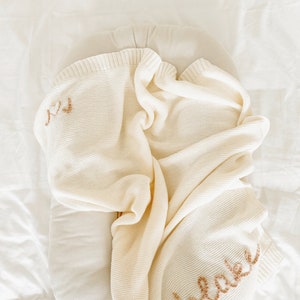 Personalized Baby Name Swaddle, Monogrammed Baby Swaddle Blanket, Organic Cotton Knit Blanket Nursery, Custom Baby Gift