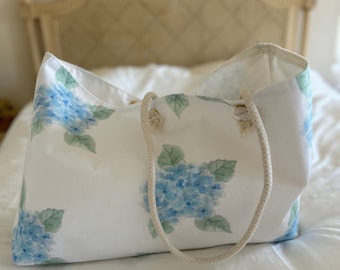 Floral Weekender Bag, Oversized Tote Bag, Mothers Day Gifts, Cute Overnight Bag for Her, Travel Bag, Hospital Bag, Coastal Canvas Bag