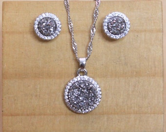 Silver Druzy necklace with stud earrings, raw crystal stone jewelry set, dainty gemstone necklace