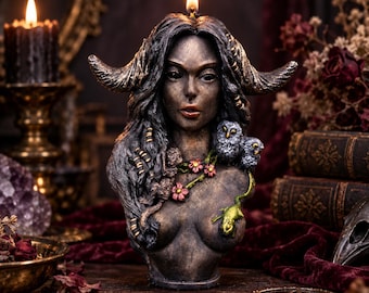 Vela de estearina de la Diosa del Bosque hecha a mano, decoración de altar de bruja con cuernos