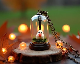 Collar de diorama fantasma que brilla en la oscuridad: colgante de linterna caprichosa