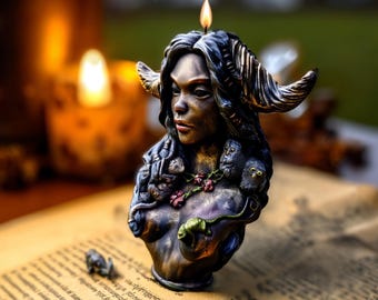Vela de estearina de la Diosa del Bosque hecha a mano, decoración de altar de bruja con cuernos
