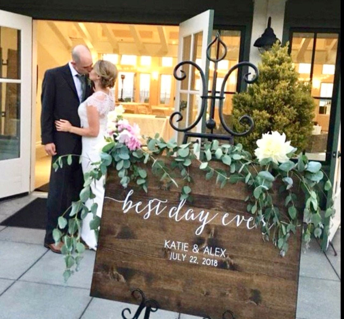 Wedding Welcome Sign - Best Day Ever - Rustic Wood Wedding Sign - Wed…