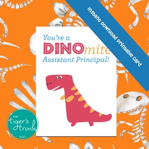 Afdrukbare waarderingskaart adjunct-directeur, dinosaurusthema direct downloaden, grappig bedankkaartje, Admin Week School-cadeau in pdf-formaat