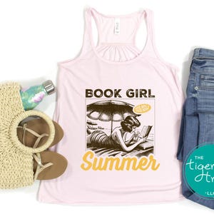 Débardeur amateur de livres, Plongez dans une bonne chemise de livre, Débardeur de lecture fluide à dos nageur, Rat de bibliothèque d&#39;été, Cadeau littéraire pour les lecteurs, T-shirt de bibliothécaire