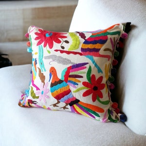 Sweet Otomi 18X18 Multicolor pillow shams - Pompoms -